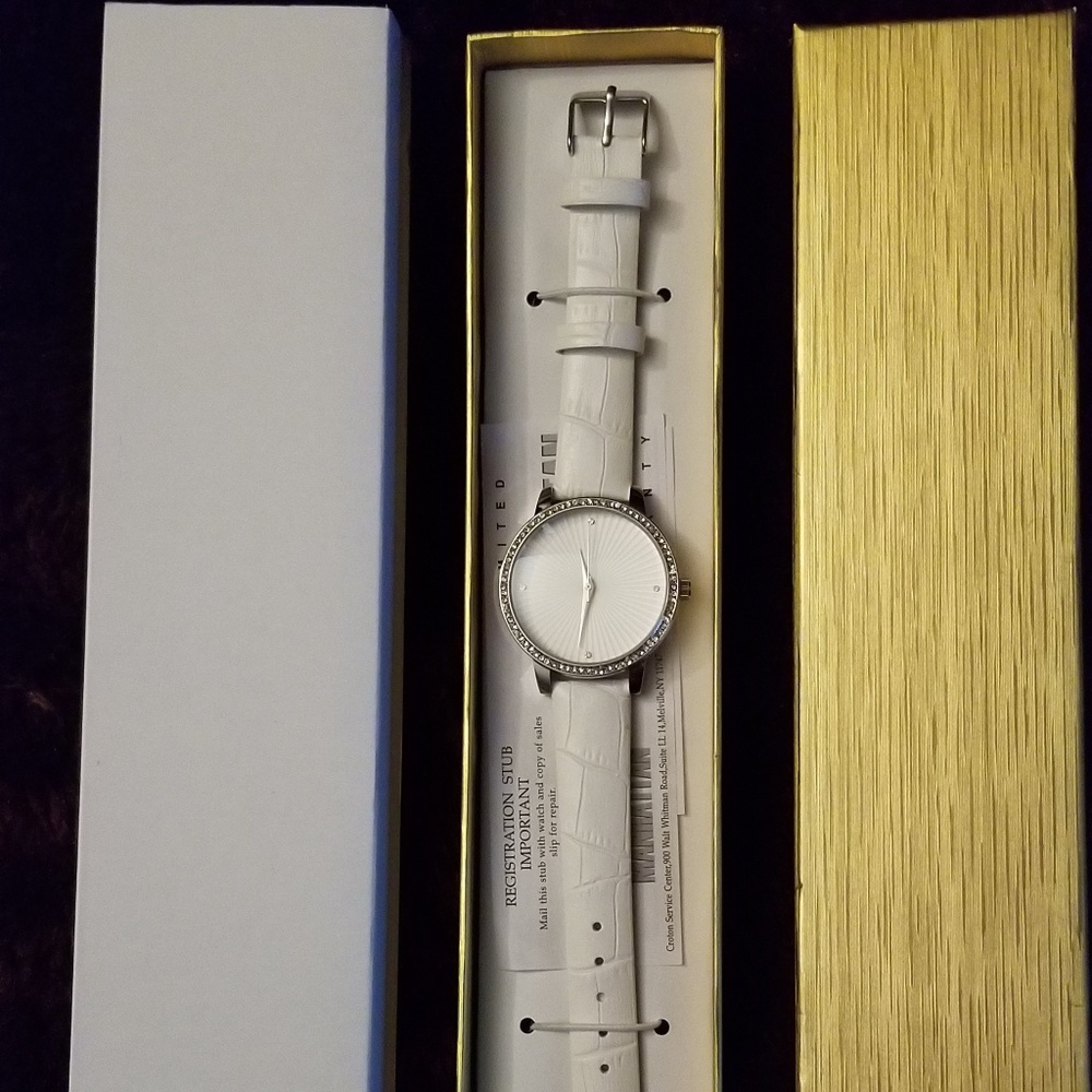 Manhattan Watch - Picture 2 of 5